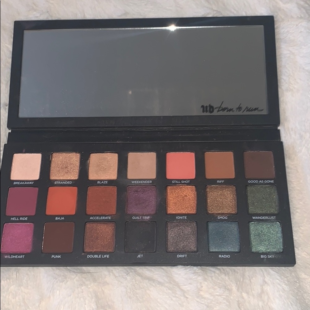 Urban Decay Born to Run Palette